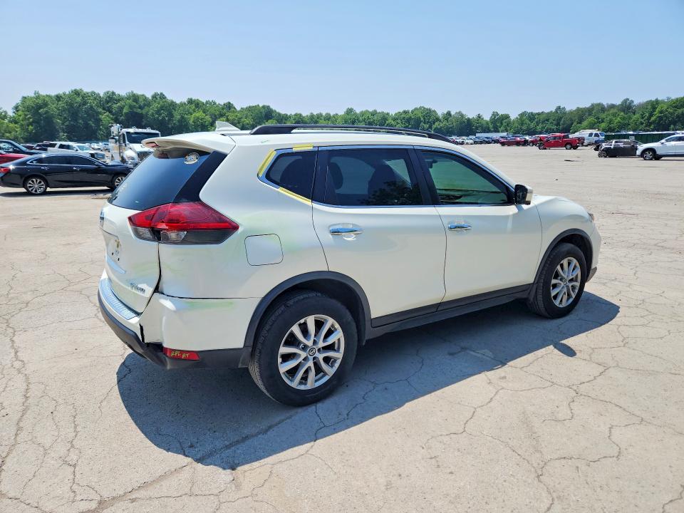 61118356 :رقم المزاد ، JN8AT2MV0JW353886 vin ، 2018 Nissan Rogue مزاد بيع