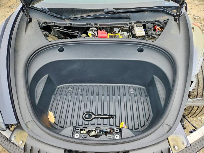60073666 :رقم المزاد ، 5YJ3E1EB4MF056299 vin ، 2021 Tesla Model 3 مزاد بيع