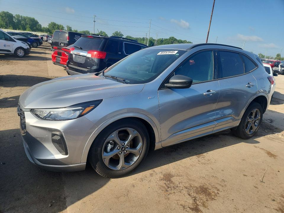 2023 Ford Escape მანქანა იყიდება აუქციონზე, vin: 1FMCU9MN3PUA11861, აუქციონის ნომერი: 58552646