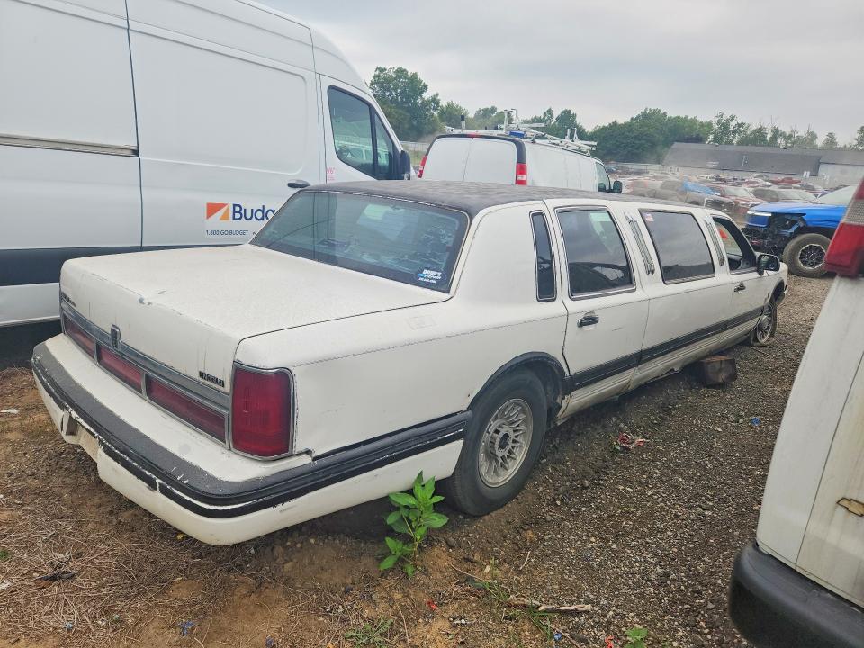Aukcja sprzedaży 1995 Lincoln Town Car, vin: 1LNLM81W9SY624754, numer aukcji: 62235936