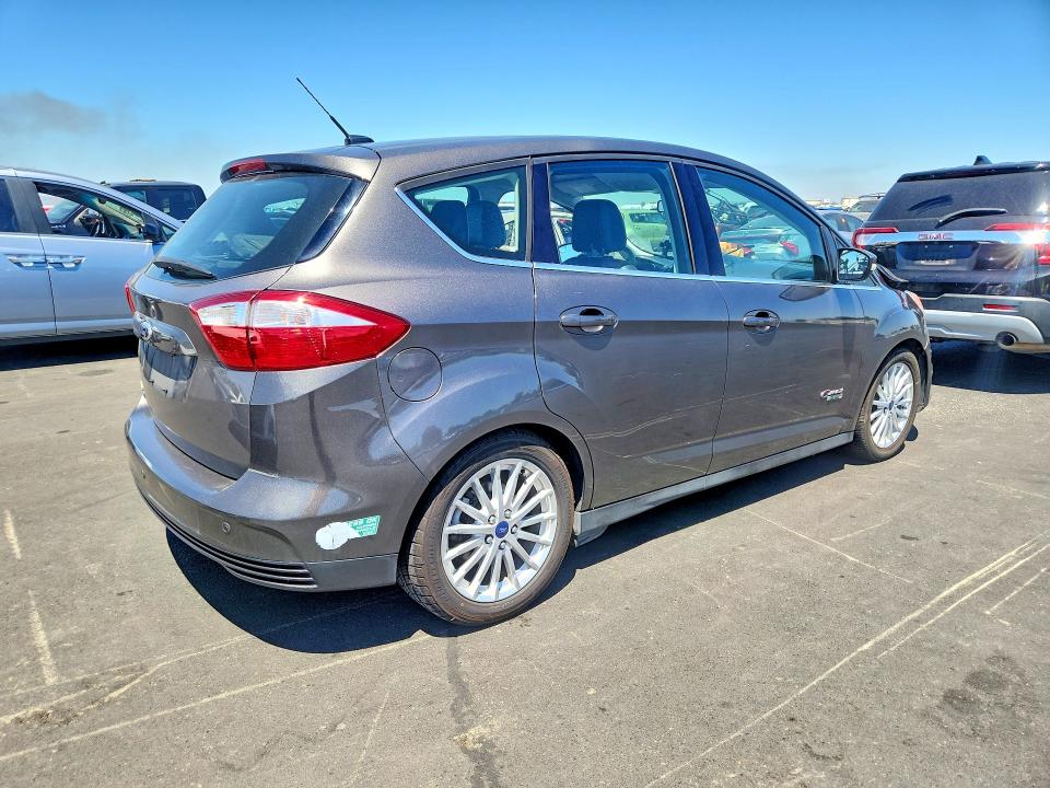 61356216 :رقم المزاد ، 1FADP5CU5FL108796 vin ، 2015 Ford C-max مزاد بيع