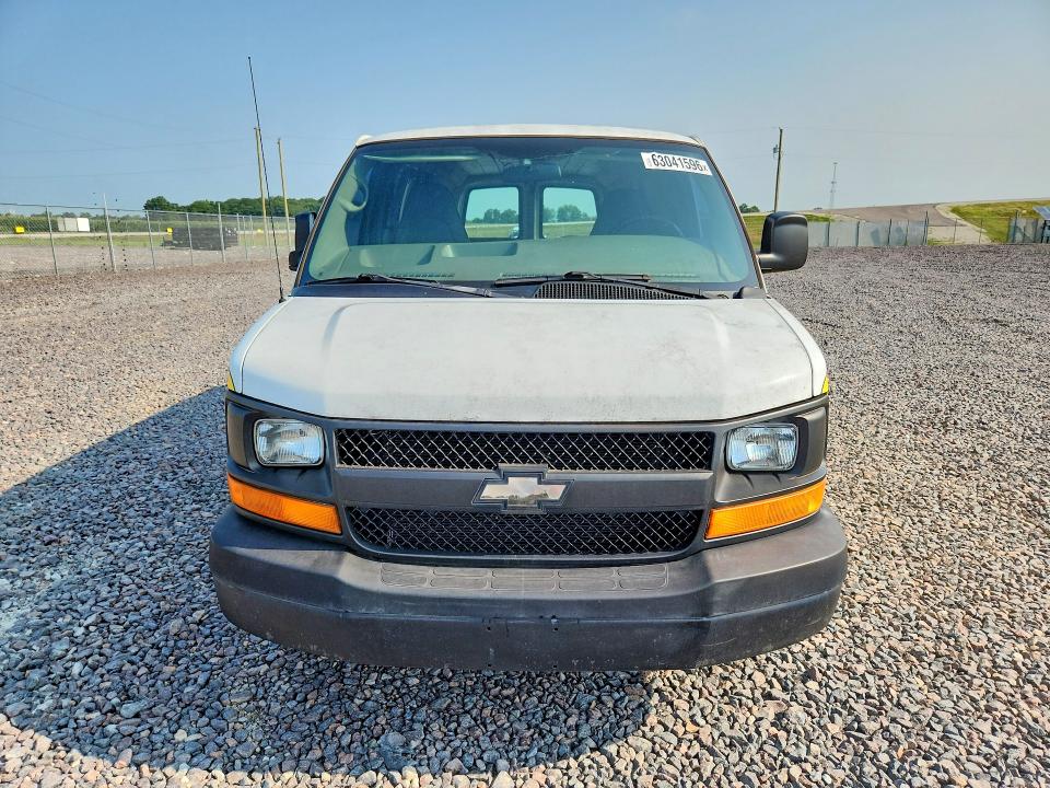 63041596 :رقم المزاد ، 1GCFG15X771114907 vin ، 2007 Chevrolet Express G1500 مزاد بيع