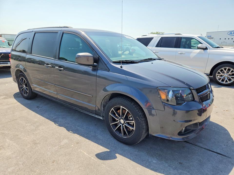 62266326 :رقم المزاد ، 2C4RDGEG8HR740679 vin ، 2017 Dodge Grand Caravan مزاد بيع