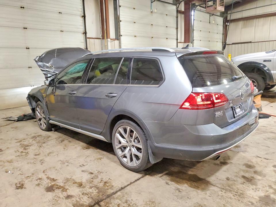 2017 Volkswagen Golf Alltrack მანქანა იყიდება აუქციონზე, vin: 3VWH17AU0HM509327, აუქციონის ნომერი: 61103276