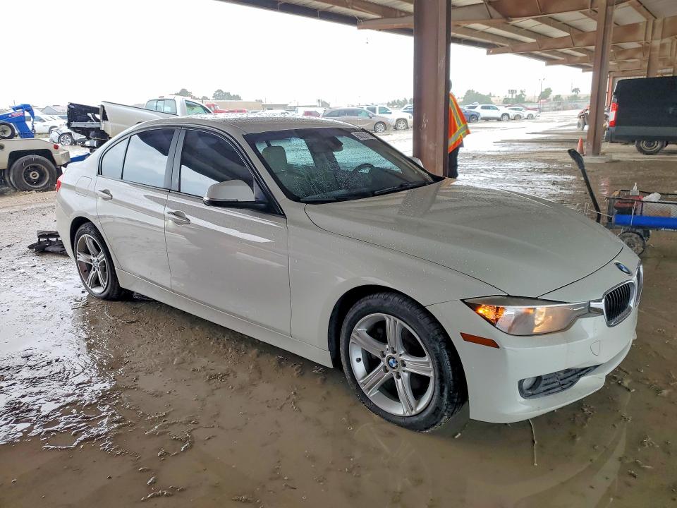 Продажа на аукционе авто 2015 Bmw 320, vin: WBA3B1C58FK136052, номер лота: 60229716