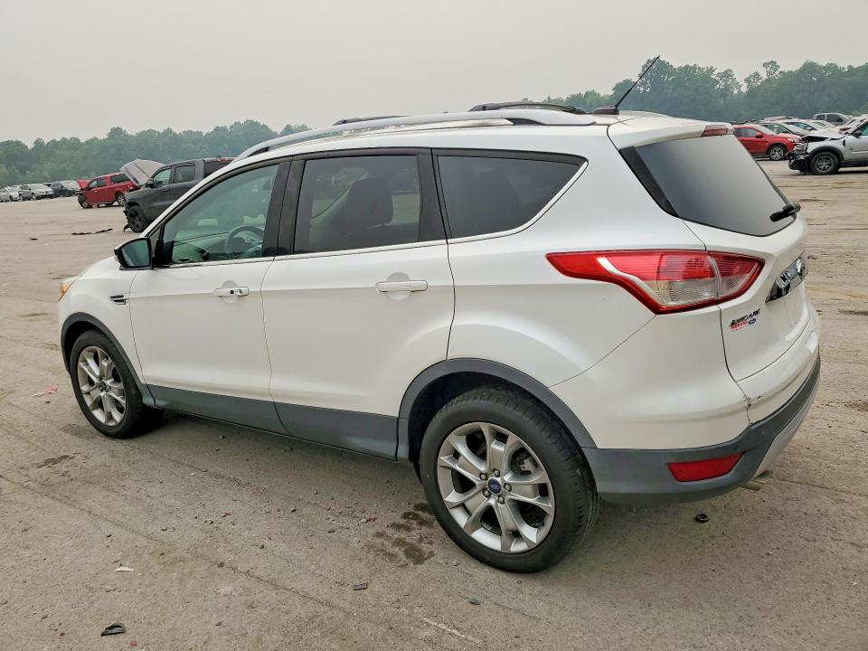 Продажа на аукционе авто 2015 Ford Escape, vin: 1FMCU9JX4FUA89215, номер лота: 61159886