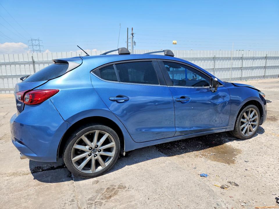 Aukcja sprzedaży 2018 Mazda 3, vin: 3MZBN1L31JM198217, numer aukcji: 60528716