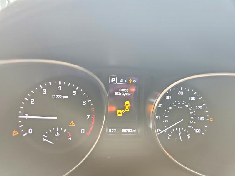 Продаж на аукціоні авто 2018 Hyundai Santa Fe Sport, vin: 5NMZU4LA7JH072886, номер лоту: 62910146