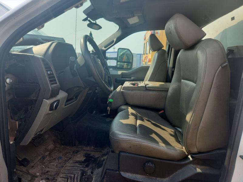 Продажа на аукционе авто 2022 Ford F550, vin: 1FDUF5GN2NDA08160, номер лота: 60995476