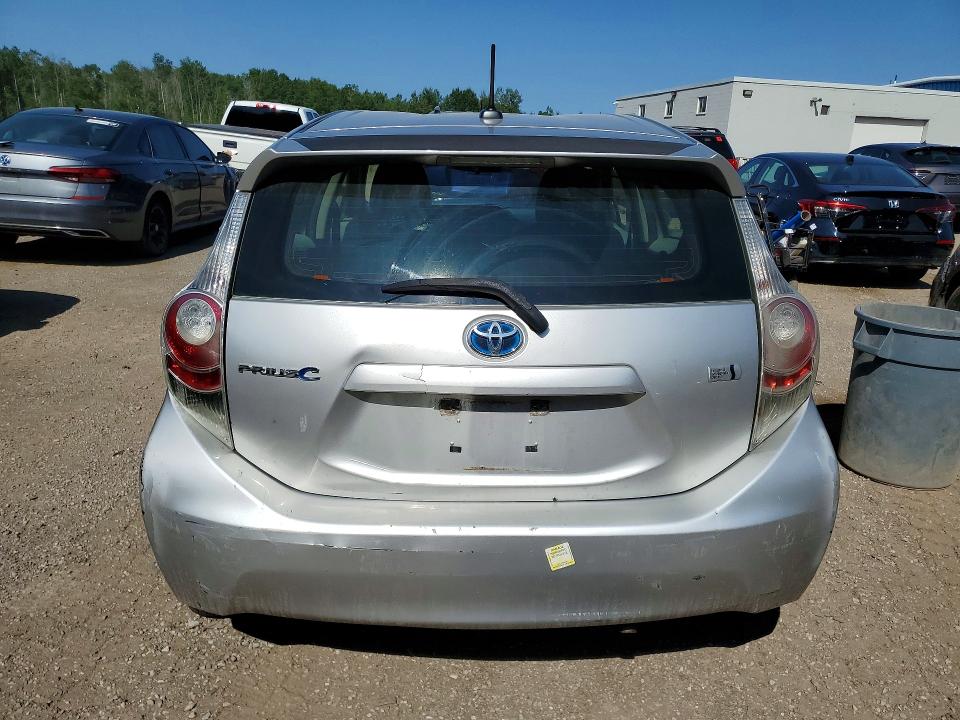 2013 Toyota Prius C მანქანა იყიდება აუქციონზე, vin: JTDKDTB3XD1548447, აუქციონის ნომერი: 60878646