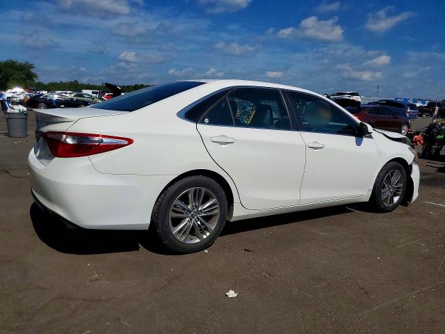 2015 Toyota Camry მანქანა იყიდება აუქციონზე, vin: 4T1BF1FK4FU083502, აუქციონის ნომერი: 60306496