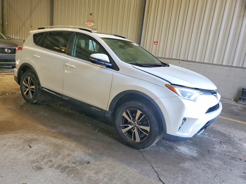 Aukcja sprzedaży 2017 Toyota Rav4, vin: JTMRFREV0HD200735, numer aukcji: 59613416