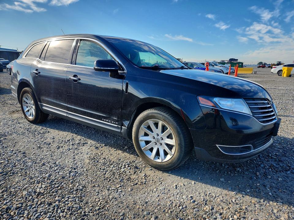 Продажа на аукционе авто 2017 Lincoln Mkt, vin: 2LMHJ5NK7HBL00376, номер лота: 62643706