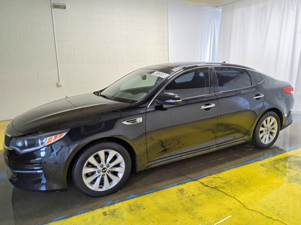 Продажа на аукционе авто 2016 Kia Optima, vin: 5XXGU4L38GG086585, номер лота: 60135596