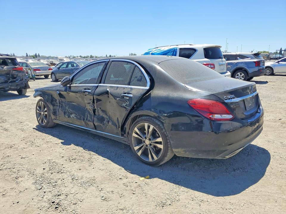 59156036 :رقم المزاد ، 55SWF4JB2GU132879 vin ، 2016 Mercedes-benz C مزاد بيع