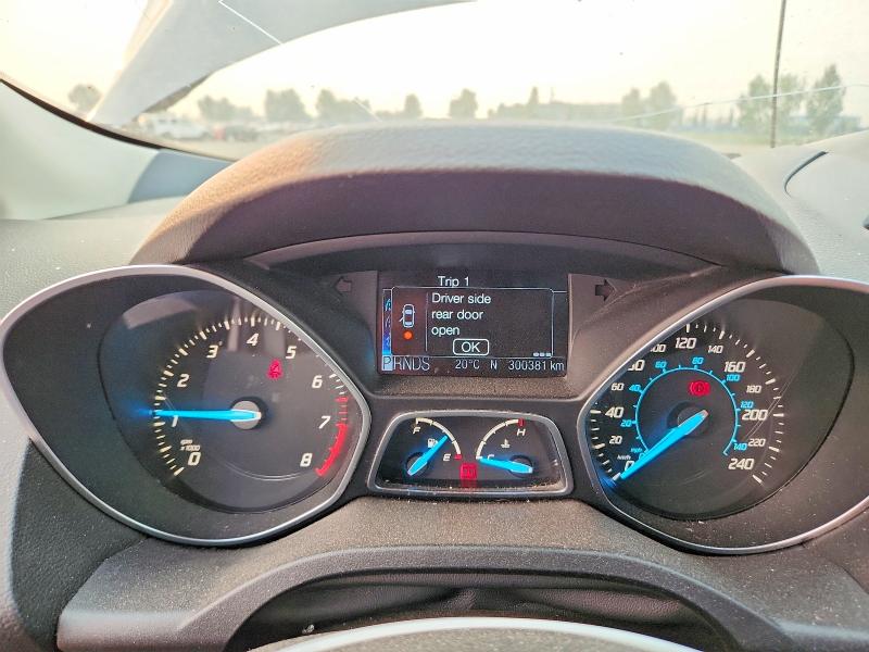 2013 Ford Escape მანქანა იყიდება აუქციონზე, vin: 1FMCU9J95DUA26512, აუქციონის ნომერი: 61310356
