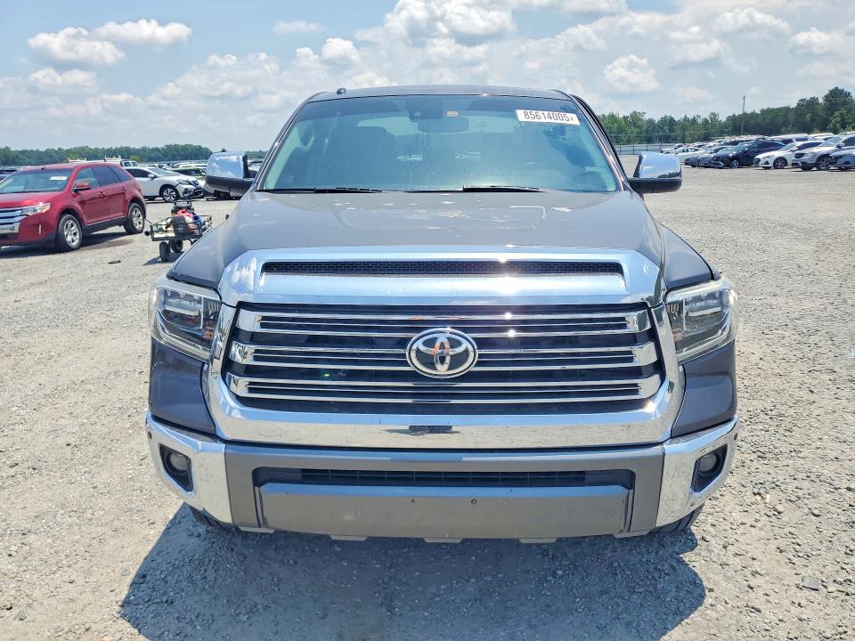Продажа на аукционе авто 2018 Toyota Tundra, vin: 5TFAY5F16JX717313, номер лота: 85614005