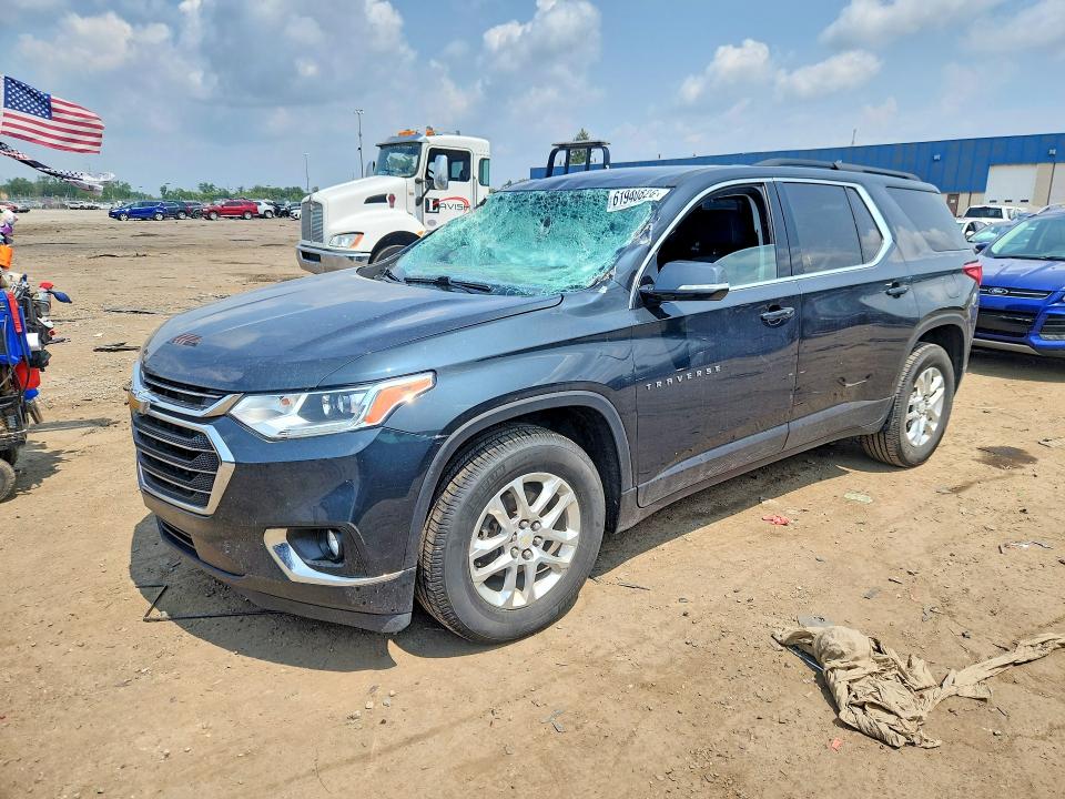 61940826 :رقم المزاد ، 1GNEVGKW4LJ327699 vin ، 2020 Chevrolet Traverse مزاد بيع