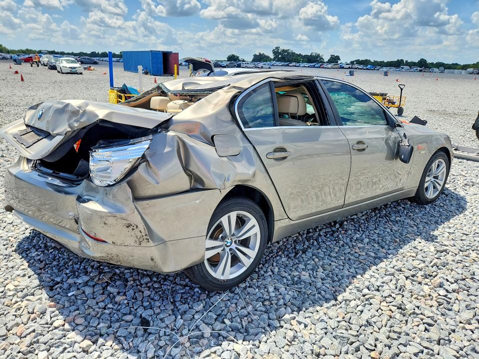 62291166 :رقم المزاد ، WBANU5C51AC365475 vin ، 2010 Bmw 528 مزاد بيع