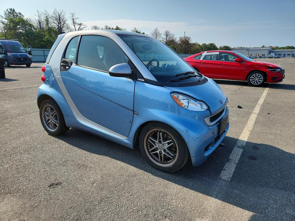 Продажа на аукционе авто 2011 Smart Fortwo, vin: WMEEJ3BA6BK430165, номер лота: 59229616