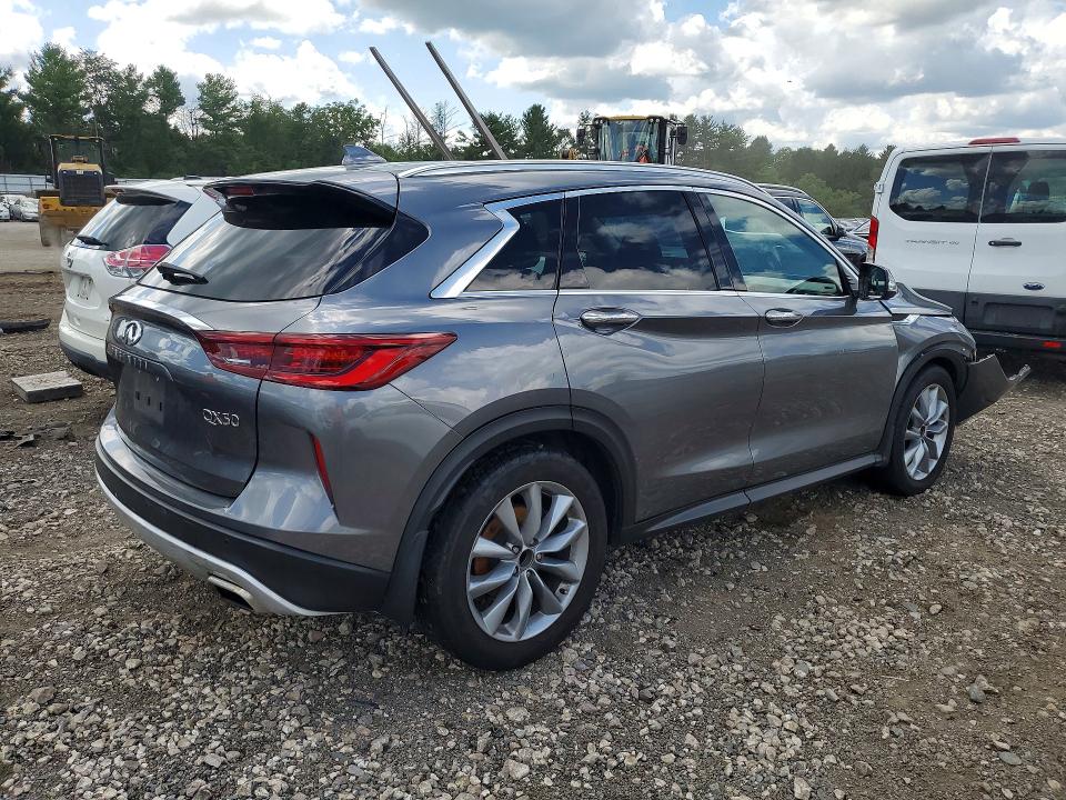 63197056 :رقم المزاد ، 3PCAJ5CA0NF120005 vin ، 2022 Infiniti Qx50 مزاد بيع