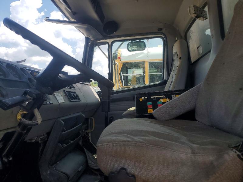 Продажа на аукционе авто 1999 Freightliner Fl112, vin: 1FVXTWEBXXHB53426, номер лота: 59611966