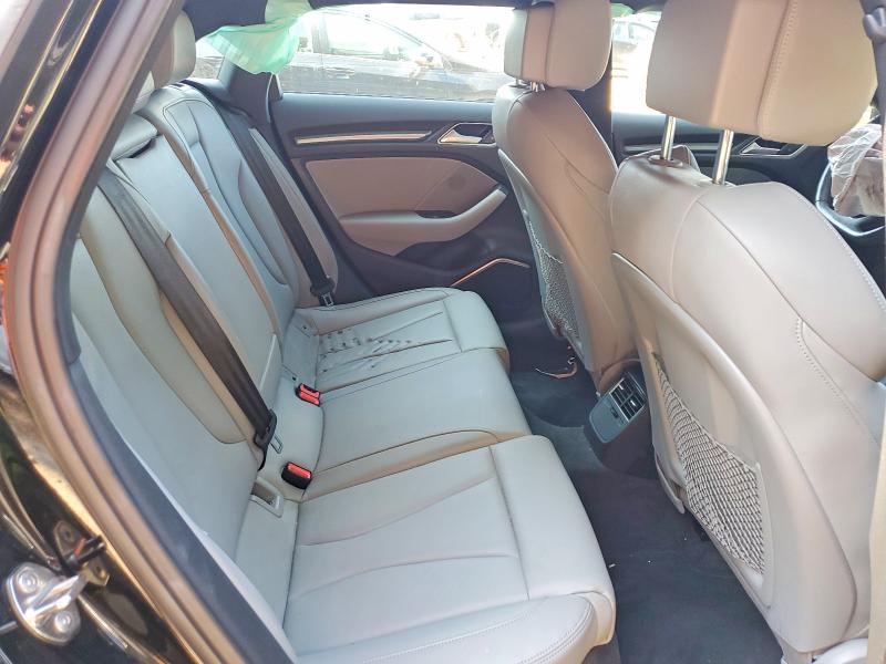 Продаж на аукціоні авто 2018 Audi A3, vin: WAUTPBFF7JA075951, номер лоту: 60127516