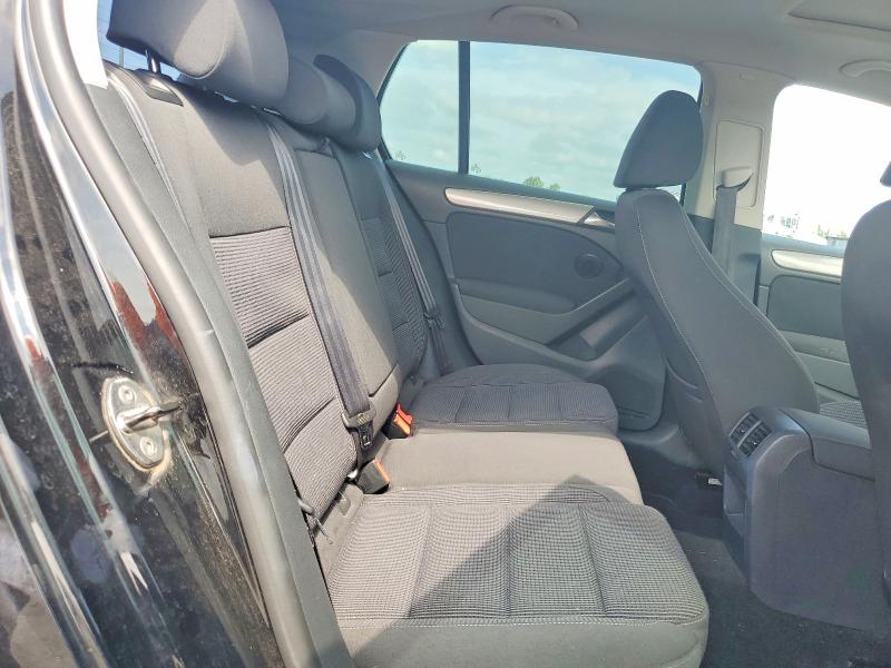 59581946 :رقم المزاد ، WVWDB7AJ6CW044615 vin ، 2012 Volkswagen Golf مزاد بيع