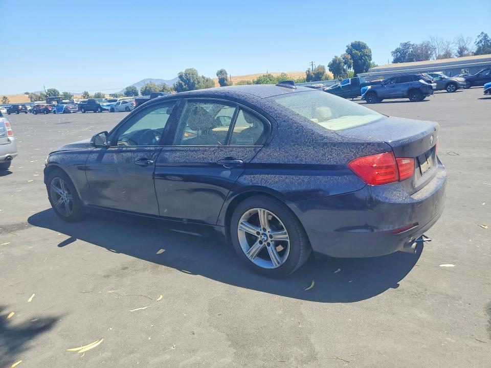 60895136 :رقم المزاد ، WBA3B1C59DK128264 vin ، 2013 Bmw 320 مزاد بيع