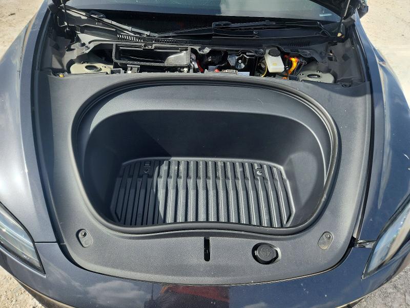 60371406 :رقم المزاد ، 5YJ3E1EA1SF996645 vin ، 2025 Tesla Model 3 مزاد بيع