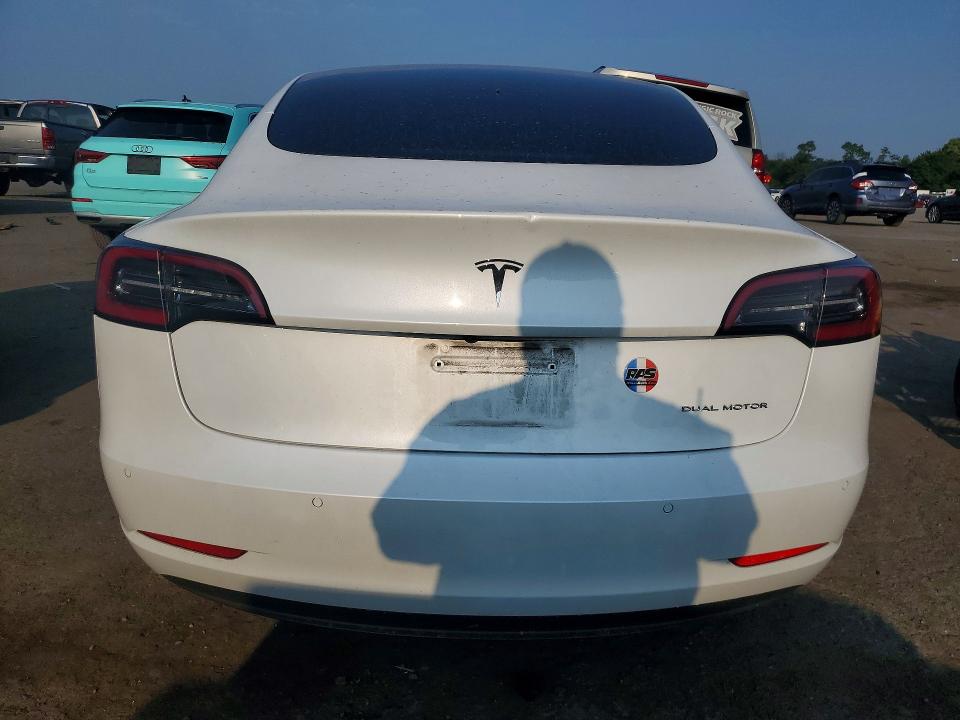 61907966 :رقم المزاد ، 5YJ3E1EB5LF795891 vin ، 2020 Tesla Model 3 مزاد بيع