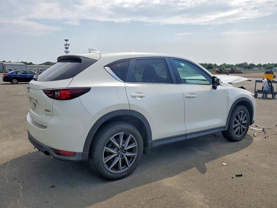 2018 Mazda Cx-5 მანქანა იყიდება აუქციონზე, vin: JM3KFBCM1J0415886, აუქციონის ნომერი: 62874136