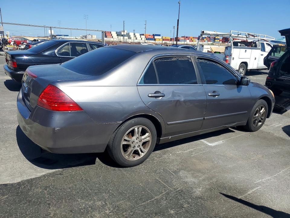 Продажа на аукционе авто 2006 Honda Accord, vin: 1HGCM56716A124656, номер лота: 61403926
