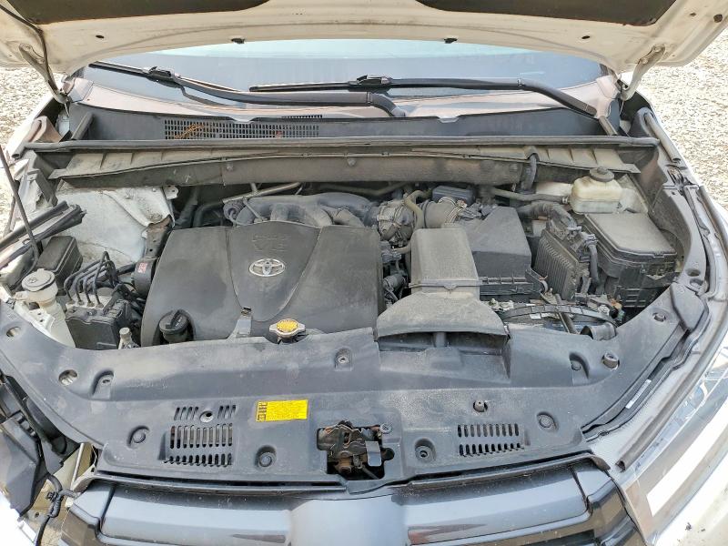 61020666 :رقم المزاد ، 5TDJZRFH3HS517684 vin ، 2017 Toyota Highlander مزاد بيع
