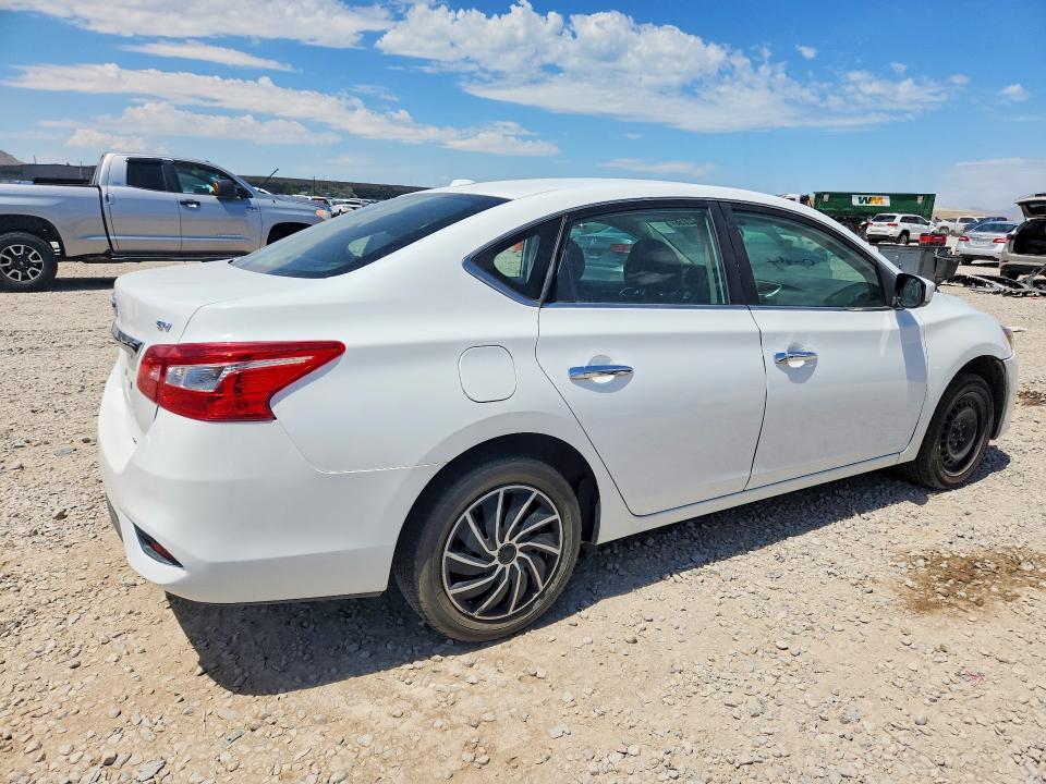 2017 Nissan Sentra მანქანა იყიდება აუქციონზე, vin: 3N1AB7AP4HY353882, აუქციონის ნომერი: 62342856