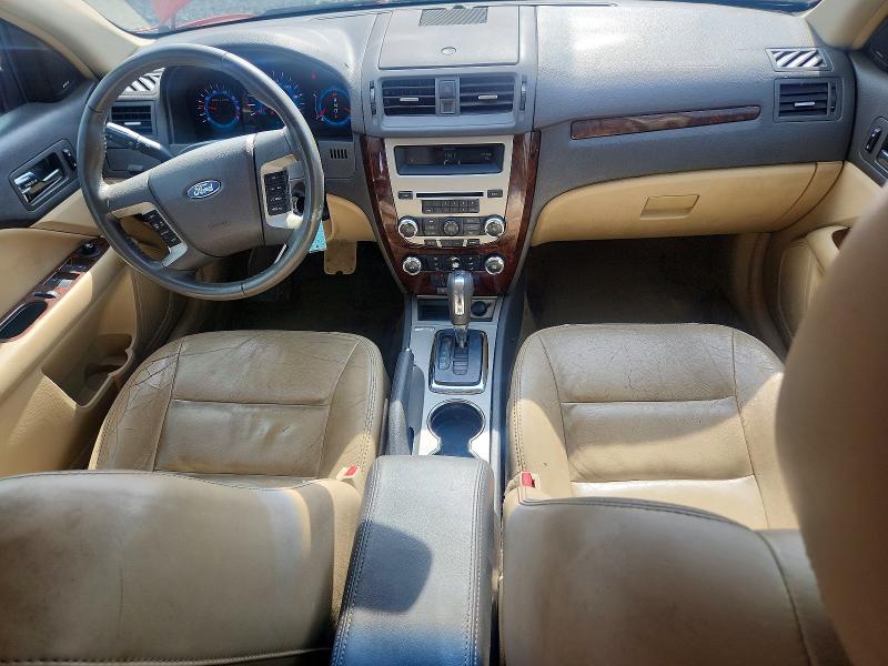 60390706 :رقم المزاد ، 3FAHP0JA2AR381203 vin ، 2010 Ford Fusion مزاد بيع