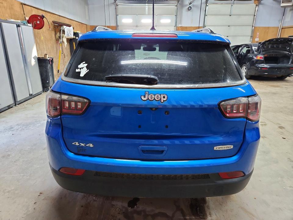 Продажа на аукционе авто 2018 Jeep Compass, vin: 3C4NJDBBXJT454799, номер лота: 61834826