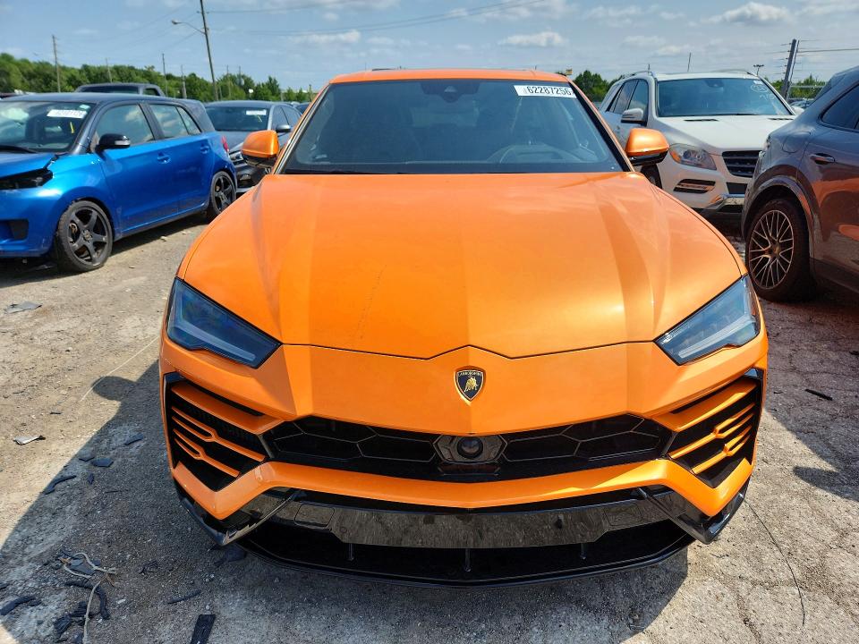 62287256 :رقم المزاد ، ZPBUA1ZL2NLA16569 vin ، 2022 Lamborghini Urus مزاد بيع