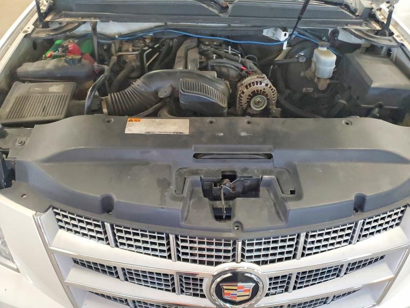 2011 Cadillac Escalade მანქანა იყიდება აუქციონზე, vin: 1GYS4DEF5BR378339, აუქციონის ნომერი: 61244306