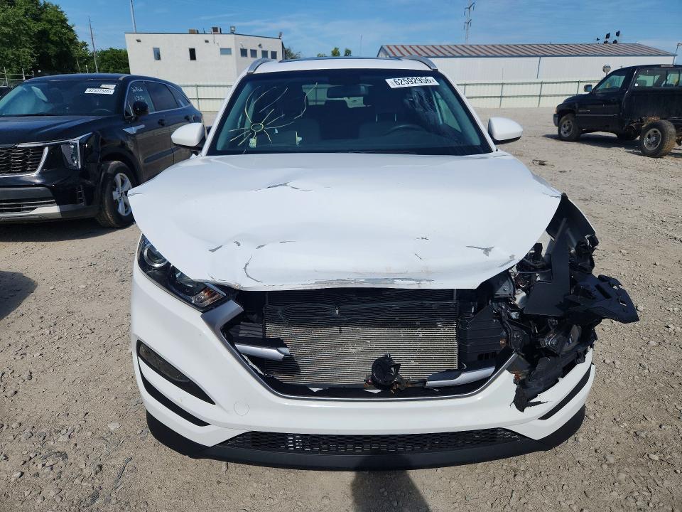 62592956 :رقم المزاد ، KM8J3CA42HU324615 vin ، 2017 Hyundai Tucson مزاد بيع
