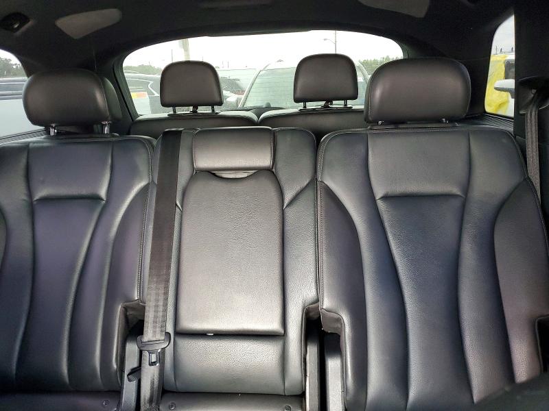 60574206 :رقم المزاد ، WA1LAAF77JD041055 vin ، 2018 Audi Q7 مزاد بيع