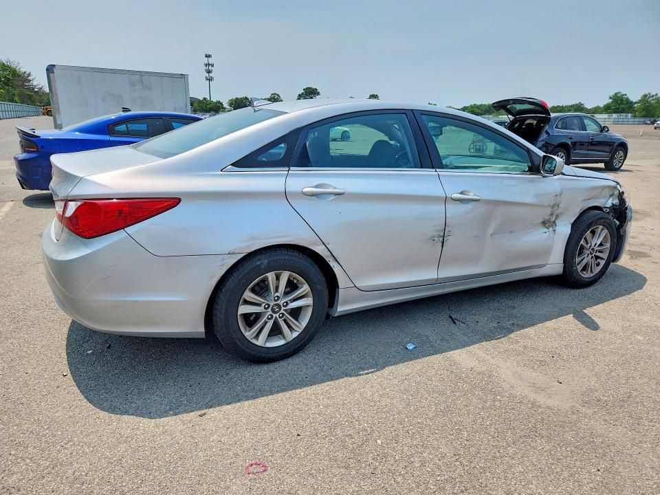 2013 Hyundai Sonata მანქანა იყიდება აუქციონზე, vin: 5NPEB4ACXDH711374, აუქციონის ნომერი: 61218126