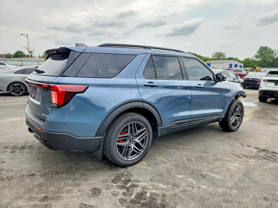 Продажа на аукционе авто 2025 Ford Explorer, vin: 1FMUK8KH5SGC73731, номер лота: 62290586