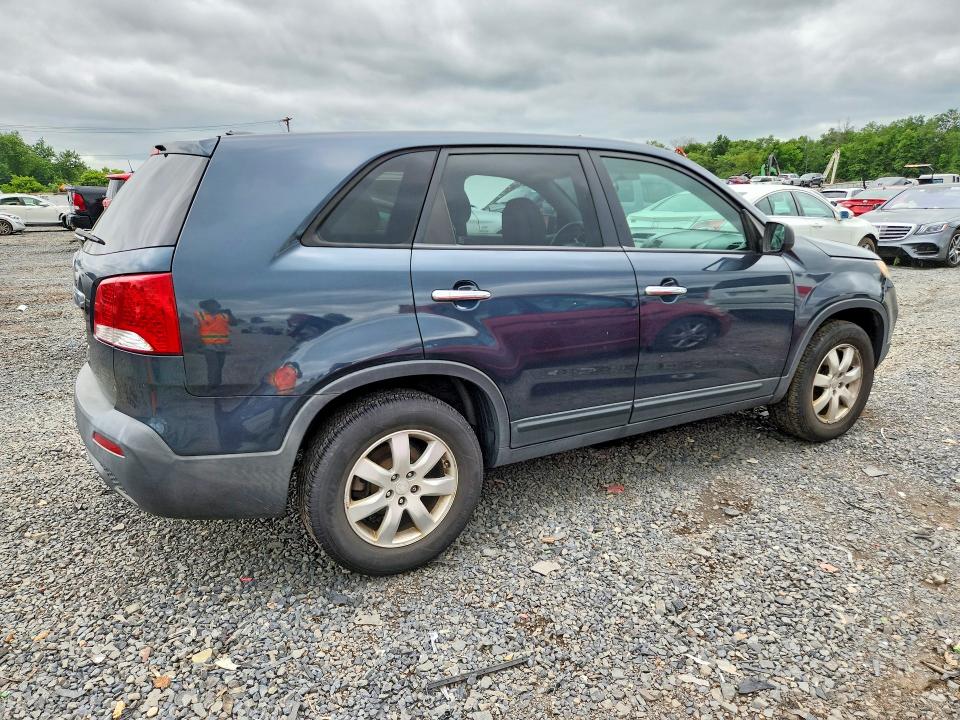 2011 Kia Sorento მანქანა იყიდება აუქციონზე, vin: 5XYKT3A17BG005931, აუქციონის ნომერი: 60246486