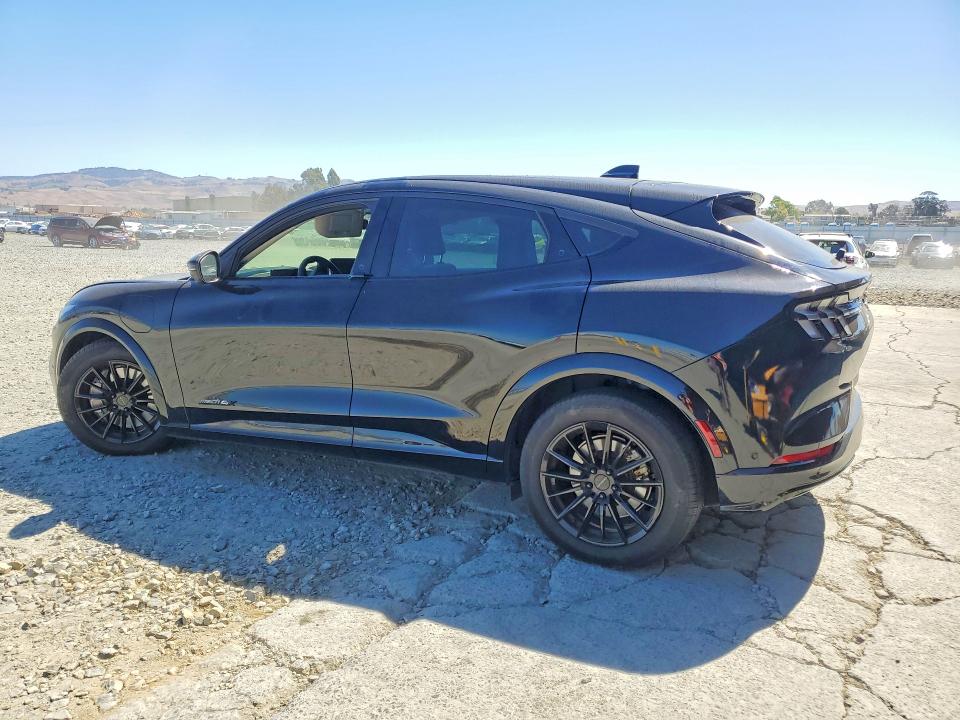 61011356 :رقم المزاد ، 3FMTK2SU3NMA40947 vin ، 2022 Ford Mustang Mach-e مزاد بيع