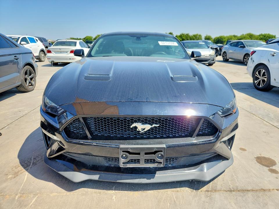 62157096 :رقم المزاد ، 1FA6P8CF3K5120486 vin ، 2019 Ford Mustang مزاد بيع