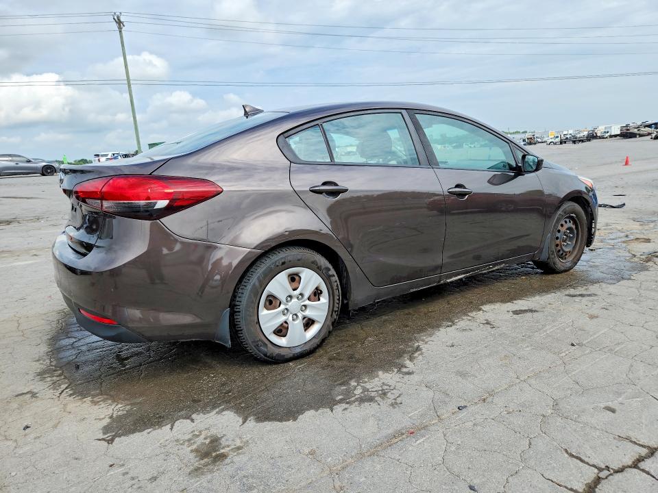 Продажа на аукционе авто 2018 Kia Forte, vin: 3KPFK4A7XJE208404, номер лота: 59355436