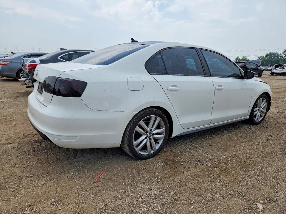 Продажа на аукционе авто 2013 Volkswagen Jetta, vin: 3VW567AJ2DM262686, номер лота: 61071386