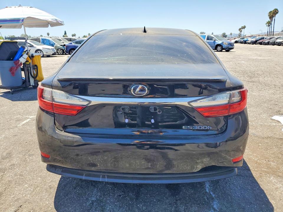 62469606 :رقم المزاد ، JTHBW1GG3G2107802 vin ، 2016 Lexus Es مزاد بيع