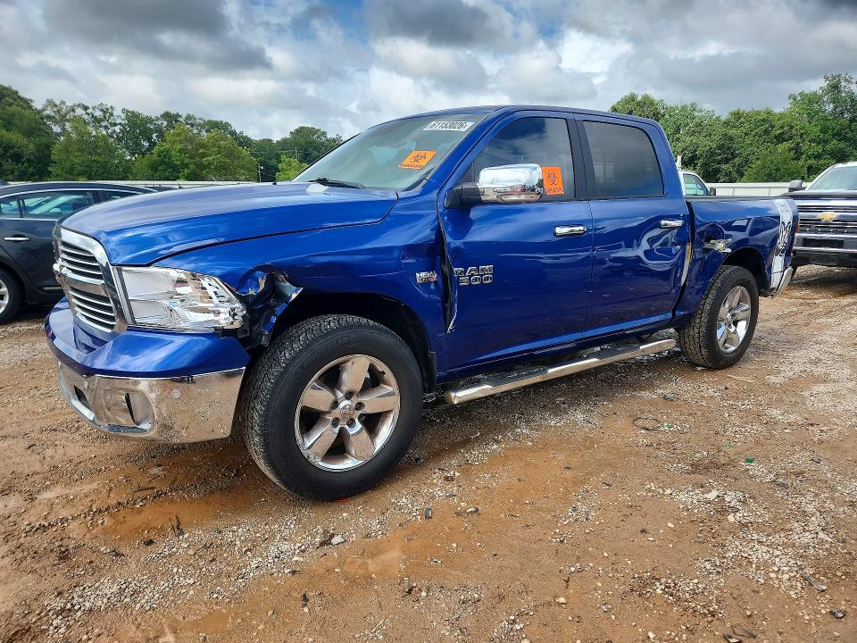61153026 :رقم المزاد ، 1C6RR6LTXHS622652 vin ، 2017 Ram 1500 مزاد بيع